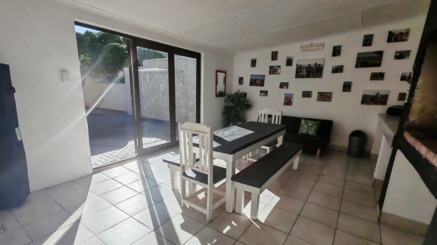 5 Bedroom Property for Sale in Twee Kuilen Western Cape